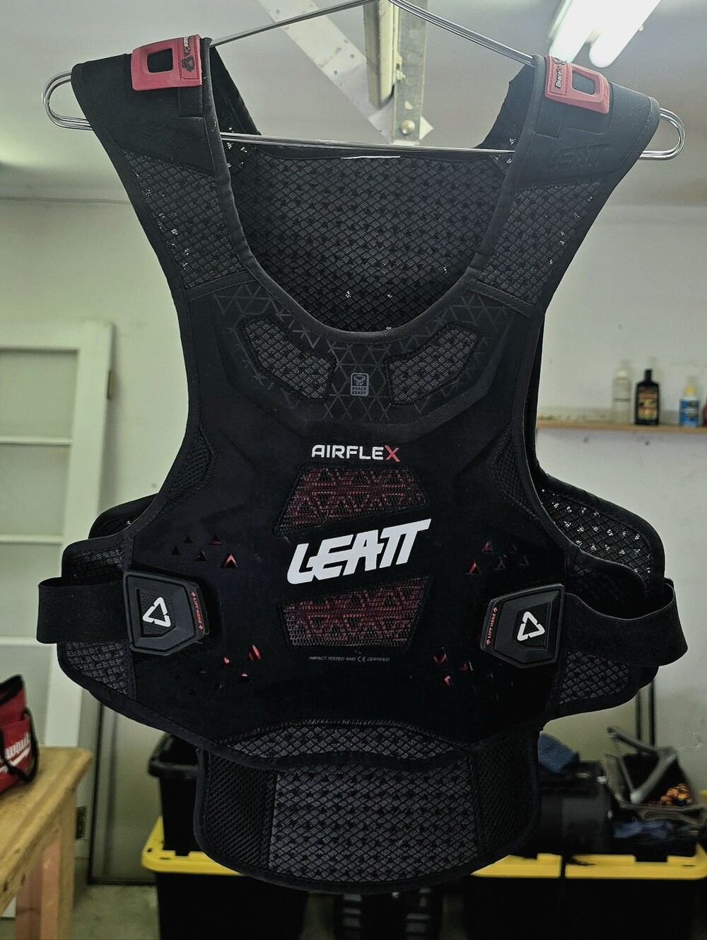 Leatt Airflex Body Armor - Performance Vest w/Padded Liner - Blk - Men's Medium